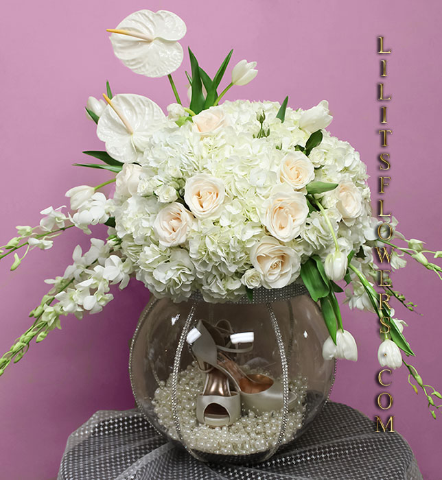 Engagemnet florst in Glendale, ca Flower Delivery - fish bowl gift basket for wedding shoes-
Lilit's Flowers is the premier online flower shop for the Glendale and the surrounding towns. Order flowers online from Glendale Florist for same day local flower delivery from conveniently located shops in Southern California to send flowers to Glendale, Los Angeles,  Hollywood, Echo Park, Silver Lake, Atwater Village, Burbank, Sherman Oaks, La Cañada, Flintridge, Pasadena, San Marino, Alhambra, Arcadia, Thousand Oaks, Tarzana, Tujunga, La Crescenta,Toluca Lake and more.

Make sure to share with us your arrangement.
 https://goo.gl/maps/Jgj1JeCetJv - gift box with white flowers - Flower shop in Glendale, best Florist